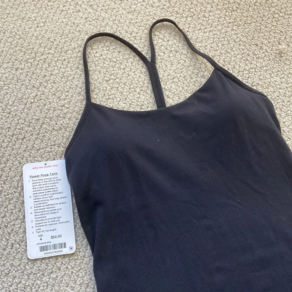LULULEMON Power Pose Tank Top with Shelf Bra Black A/B Cup Luon Size 4 EUC